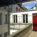 Pearl - King Bed - Netflix - Projector - Fast Wi-fi * Trier