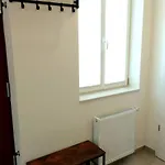 Apartment Pearl - King Bed - Netflix - Projector - Fast Wi-fi *