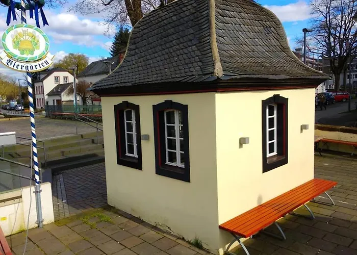 Pearl - King Bed - Netflix - Projector - Fast Wi-fi アパート