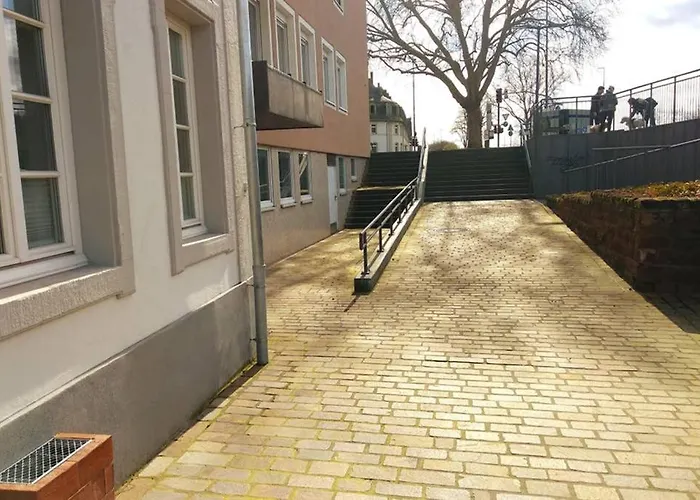 Pearl - King Bed - Netflix - Projector - Fast Wi-fi アパート