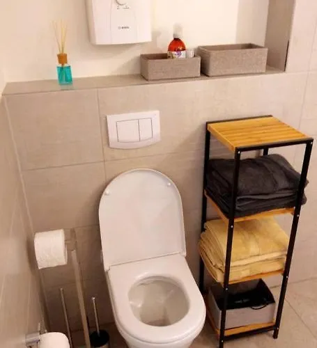 アパート Pearl - King Bed - Netflix - Projector - Fast Wi-fi *